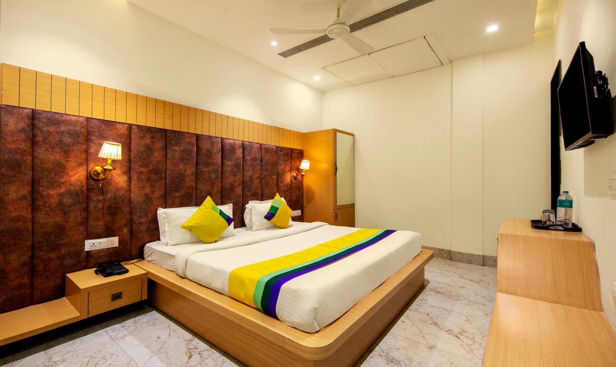 Itsy Hotels Sehdev Residency, Near Golden Temple Amritsar Bagian luar foto