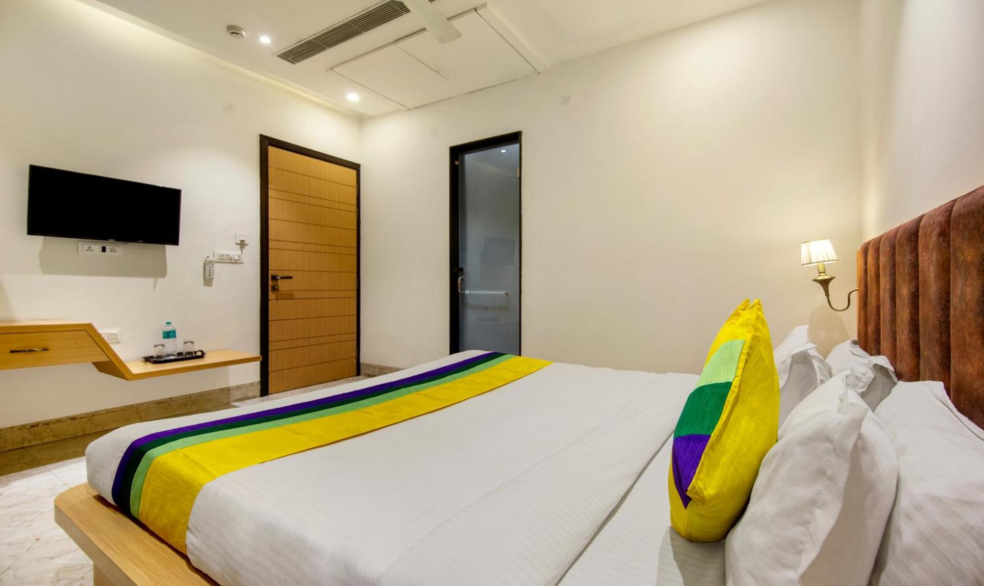 Itsy Hotels Sehdev Residency, Near Golden Temple Amritsar Bagian luar foto